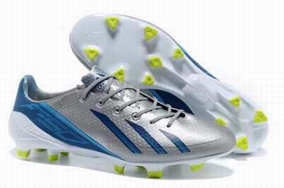 chaussure de foot adulte pas cher